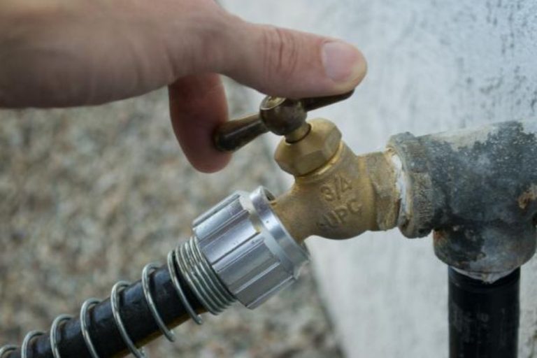 How To Use A Pressure Washer (Quick Start Guide!) Making This Home